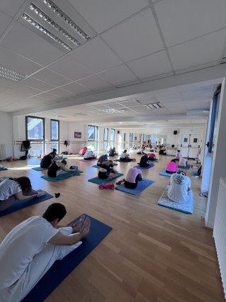 Yoga 4